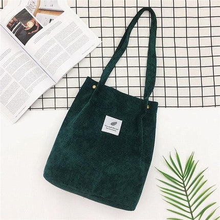 Elegant Canvas Crossbody Tote Bag with Chic Hasp Fastening - Très Elite