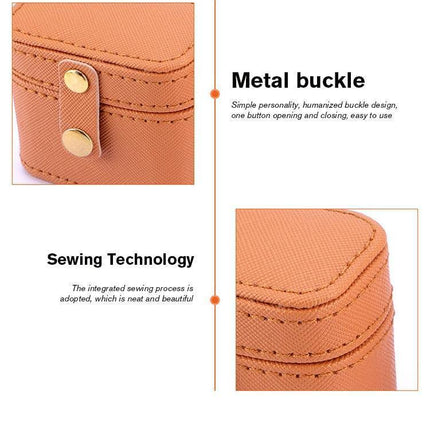 Elegant Compact Leather Jewelry Case with Soft Flannel Interior - Très Elite