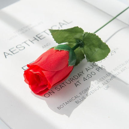 Elegant Crimson Silk Rose Collection - Pack of 10 Artificial Flowers for Home and Event Decor..