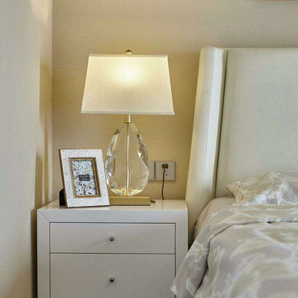 Elegant Crystal Illumination Lamp for Stylish Interiors - Très Elite