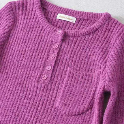 Elegant Curved Hem Knit Sweater for Women - Essential Winter Fashion Piece - Très Elite