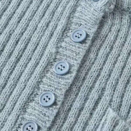 Elegant Curved Hem Knit Sweater for Women - Essential Winter Fashion Piece - Très Elite