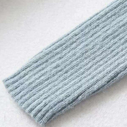 Elegant Curved Hem Knit Sweater for Women - Essential Winter Fashion Piece - Très Elite