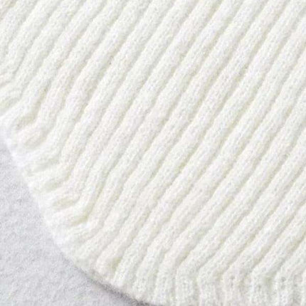 Elegant Curved Hem Knit Sweater for Women - Essential Winter Fashion Piece - Très Elite