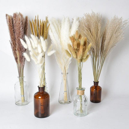 Elegant Dried Pampas Grass and Reed Arrangement | Timeless Natural Touch for Luxurious Decor - Très Elite