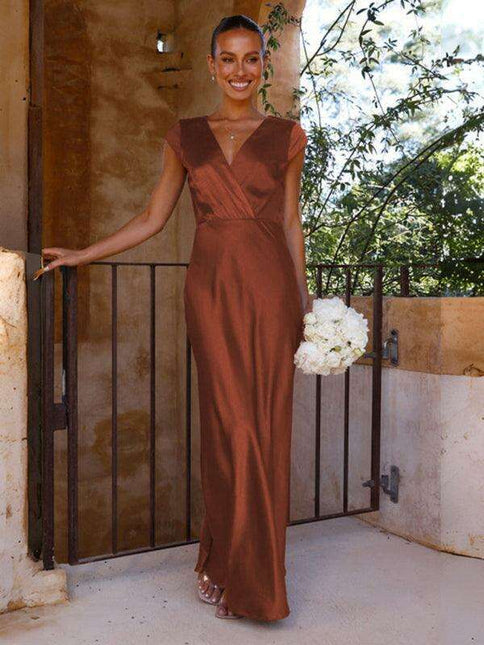 Elegant Enchantment: Exquisite V-neck Mermaid Dress for Memorable Celebrations