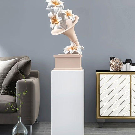 Elegant Handcrafted Phonograph Marble Sculpture for Luxurious Home Ambiance - Très Elite