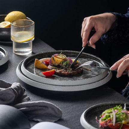 Elegant Ice Cracked Glaze Ceramic Plate Collection – Perfect for Luxurious Dining Experiences - Très Elite