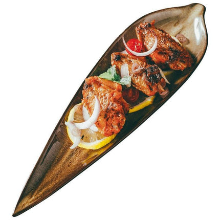 Elegant Japanese Leaf-Design Sushi Plate Collection for Gourmet Dining - Très Elite
