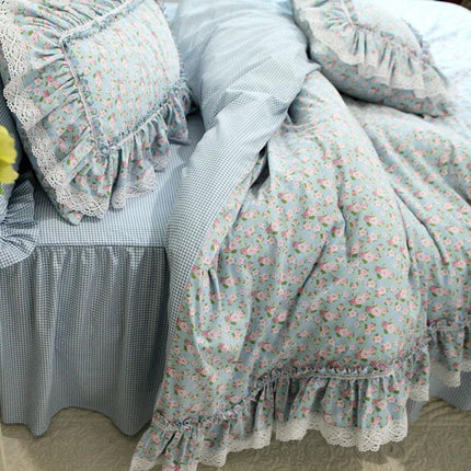 Elegant Lace-Trimmed Plaid Cotton Bed Linen Set - Très Elite