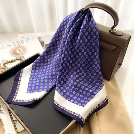Elegant Leopard Print Silk-like Scarf: Elevate Your Style Game - Très Elite