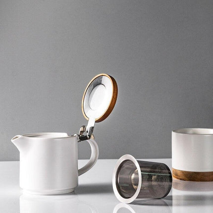 Elegant Nordic-Japanese Ceramic Tea Set with Acacia Wood Lid and Integrated Strainer - Très Elite