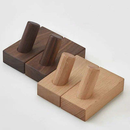 Elegant Nordic Wood Hook: Luxurious Botanical Accent for Chic Home Spaces - Très Elite