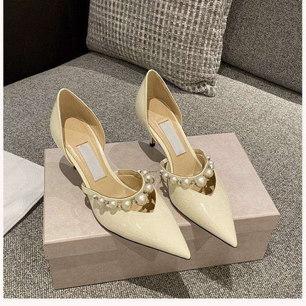 Elegant Pearl-Accented Stiletto Bridal Heels: Timeless Wedding Pumps - Très Elite
