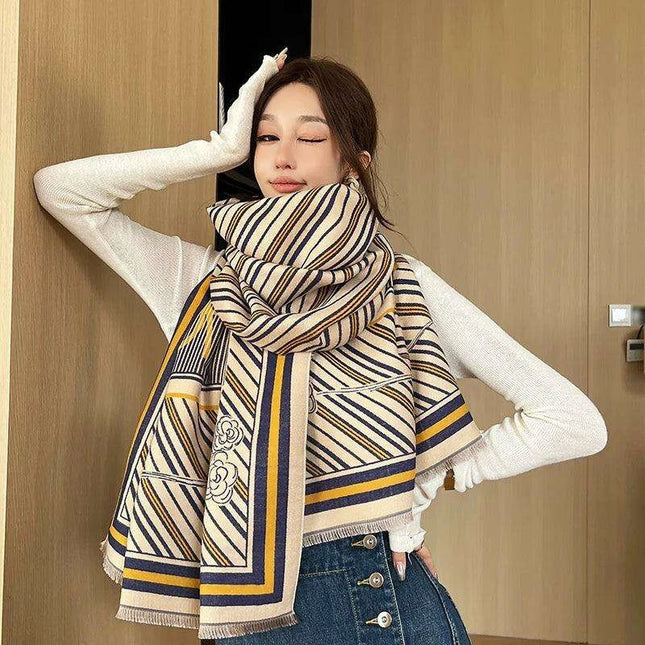 Elegant Reversible Floral Winter Shawl: Luxurious Faux Cashmere Blend