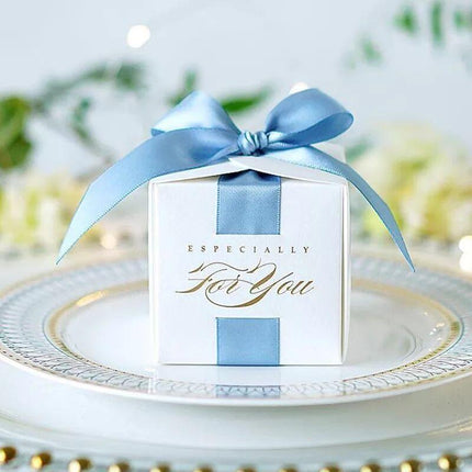 Elegant Ribbon-Decorated Gift Boxes for Special Occasions