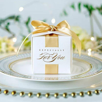 Elegant Ribbon-Decorated Gift Boxes for Special Occasions