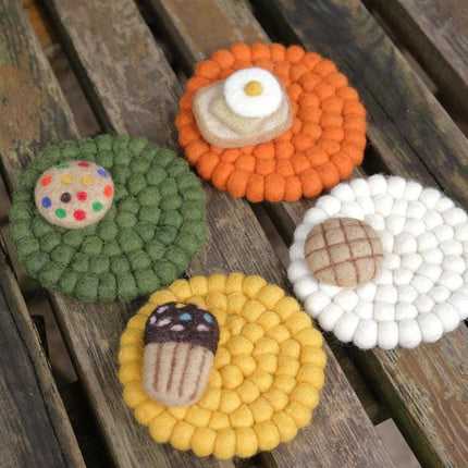 Elegant Round Wool Felt Coasters - Stylish Surface Protection Set..