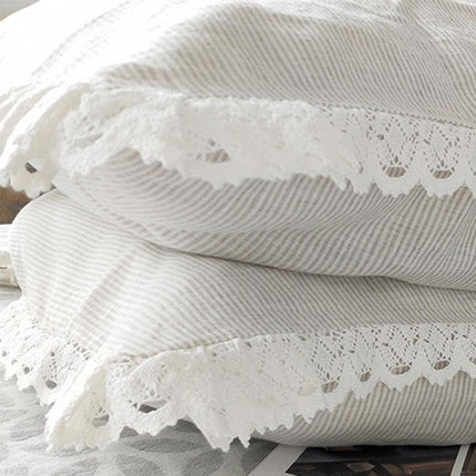 Elegant Ruffled Eyelet Embroidered Linen Pillowcase - Premium French Bedding for a Luxurious Touch - Très Elite