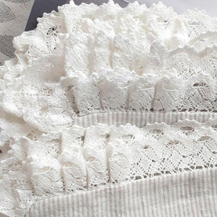 Elegant Ruffled Eyelet Embroidered Linen Pillowcase - Premium French Bedding for a Luxurious Touch - Très Elite