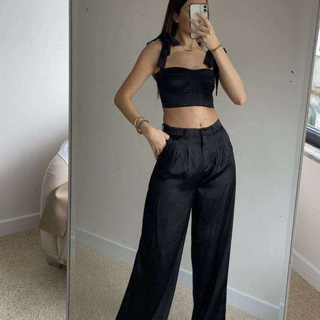 Elegant Silk Pleated V-Neck Camisole - A Wardrobe Essential for Any Event