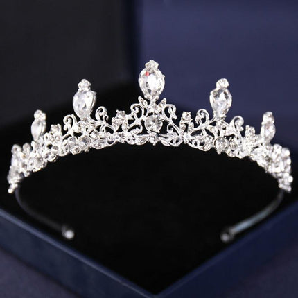 Elegant Silver Rhinestone Tiara - Glamorous Hair Accessory for Special Occasions - Très Elite