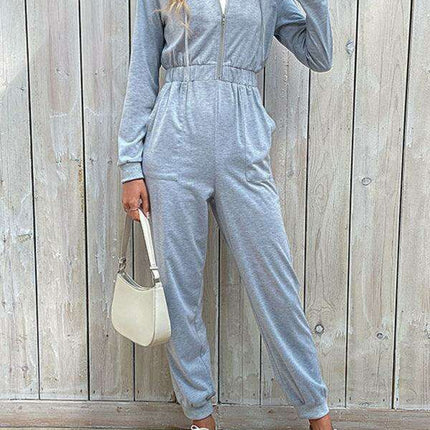 Elegant Solid Color Jumpsuit for Women - A Timeless Addition to Your Wardrobe