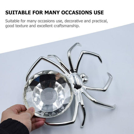 Elegant Spider-Web Design Serving Tray for Stylish Dining - Très Elite
