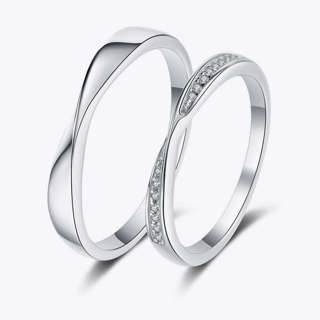 Elegant Sterling Silver Ring with Lab-Diamond Accent - Timeless Sophistication