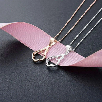 Elegant Sterling Silver and Diamond Necklace - A Must-Have for Women