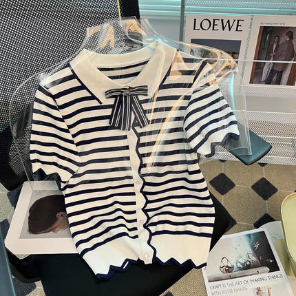 Elegant Striped Summer Knit Top with Bowtie Detail - Lightweight and Stylish - Très Elite