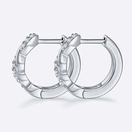 Elegant Twisted Moissanite Silver Earrings with Platinum Finish - Très Elite