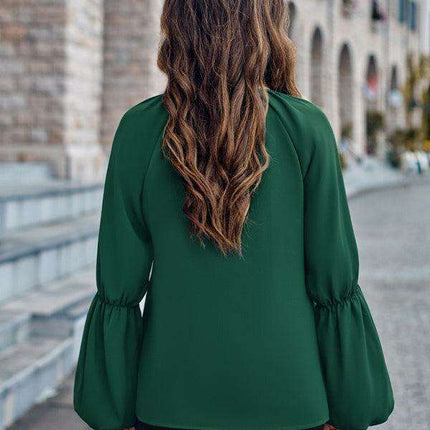 Elegant V-Neck Women's Blouse - Stylish Autumn Essential - Très Elite