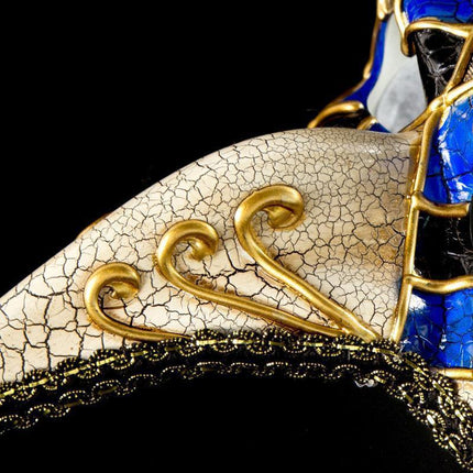 Elegant Venetian Masquerade Facade - Essential Accessory for Memorable Occasions - Très Elite