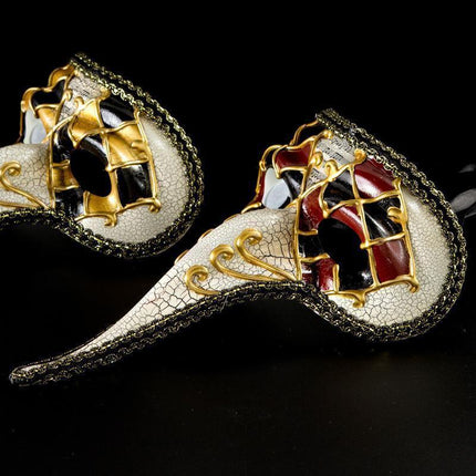 Elegant Venetian Masquerade Facade - Essential Accessory for Memorable Occasions - Très Elite