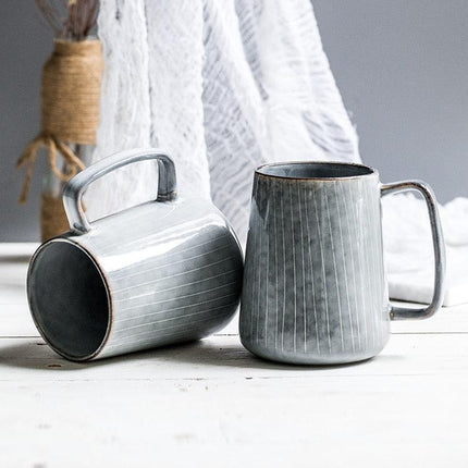 Elegant Vintage Ceramic Tea and Coffee Mug Set with Spoon - Ideal for Beverage Enthusiasts