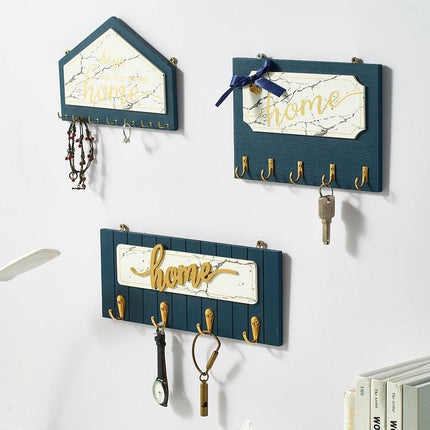 Elegant Vintage-Inspired Alphabet Wooden Hooks for Stylish Organization - Très Elite