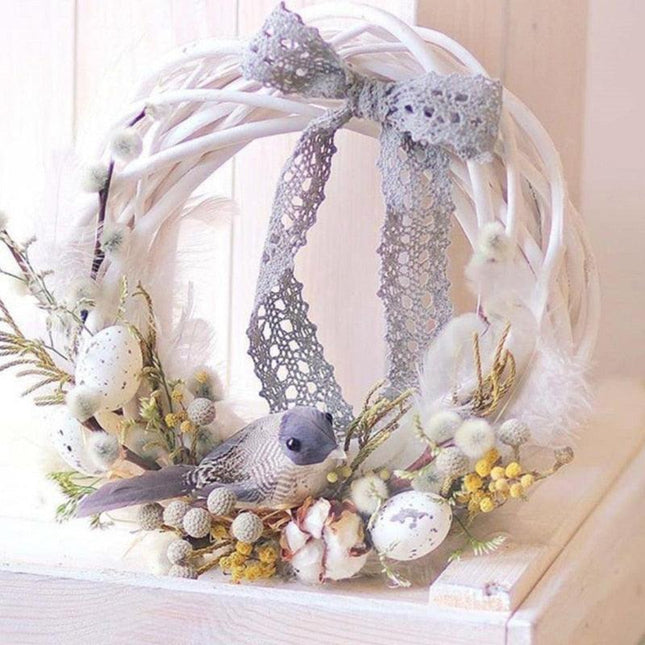 Elegant White Rattan Holiday Wreath for Timeless Christmas Decor