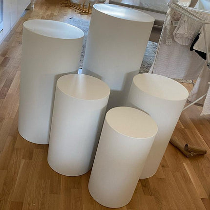 Elegant White and Gold Cylinder Display Pedestals Set - Très Elite