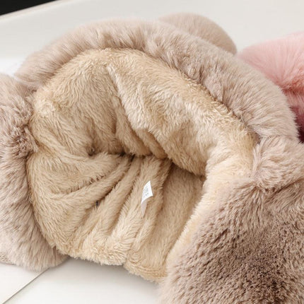 Elegant Winter Earflap Beanies for Women - Très Elite