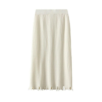Elegant Winter Tassel Knit Skirt: Unmatched Comfort and Style - Très Elite