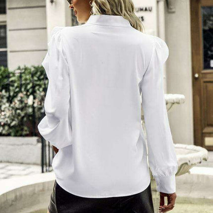 Elegant Women's Ruffle-Collared Button-Up Blouse - Très Elite