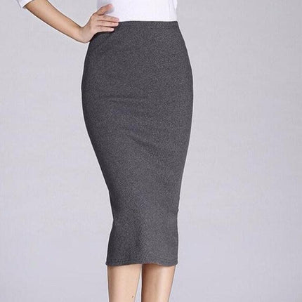 Elegant Wool Rib Knit Midi Skirt for Winter Chic - Très Elite