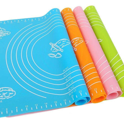 Elevate Your Baking with a Set of 3 High-Quality Non-Stick Silicone Mats - Très Elite