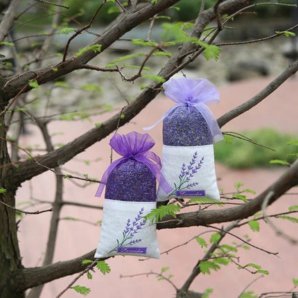 Embroidered Lavender Aromatherapy Pouch for Jewelry and Herb Storage - Très Elite