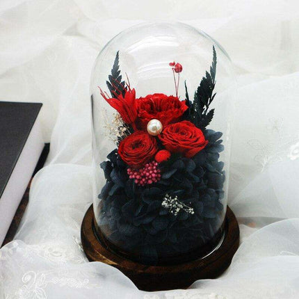 Eternal Charm: Luxurious Rose in Glass Dome Display - Très Elite