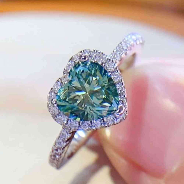 Eternal Elegance Heart-Shaped Moissanite Ring with Sparkling Zircon Accents in Platinum-Plated Silver