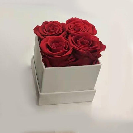 Eternal Romance Rose - Heart-Shaped Forever Floral Display - Très Elite