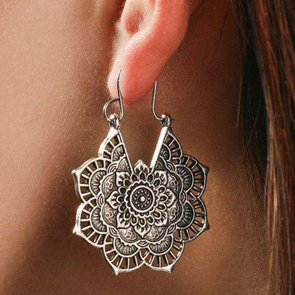 Ethereal Floral Boho Earrings: Whimsical Beauty - Très Elite