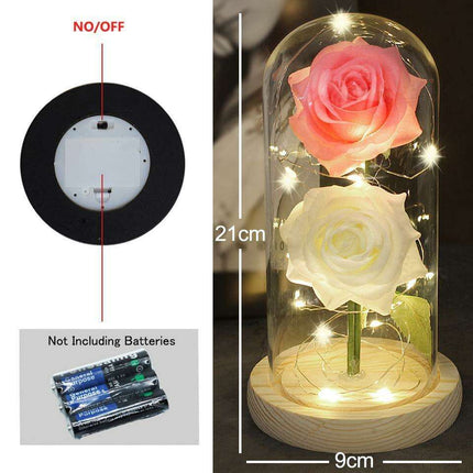 Everlasting Love: Enchanted Rose Display in Heart-Shaped Glass Dome - Luxurious Gift for Memorable Occasions - Très Elite